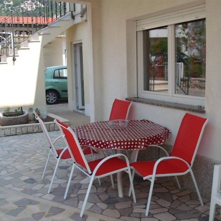 Apartments & Rooms Dekanic Baska  Ngoại thất bức ảnh