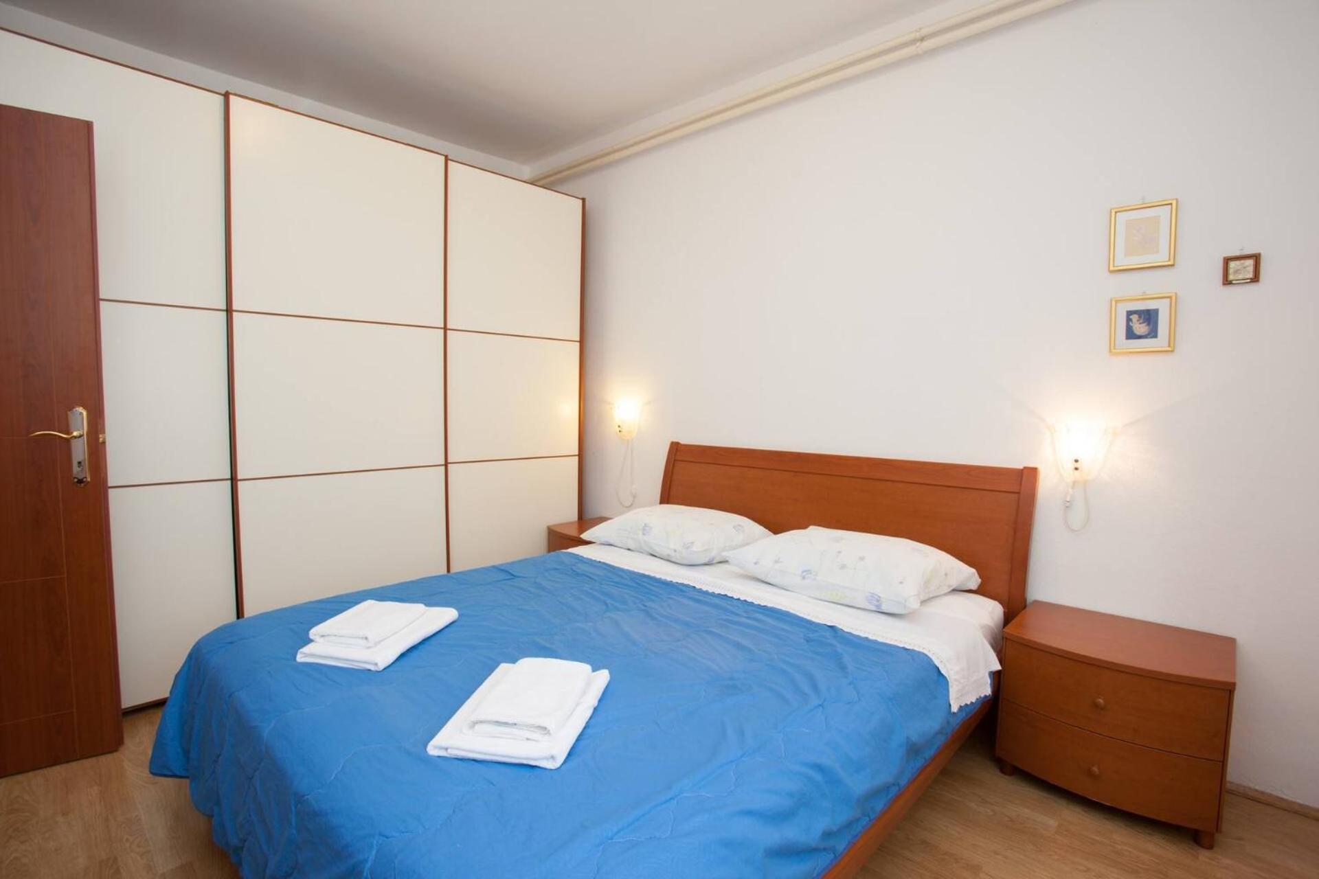 Apartments & Rooms Dekanic Baska  Ngoại thất bức ảnh