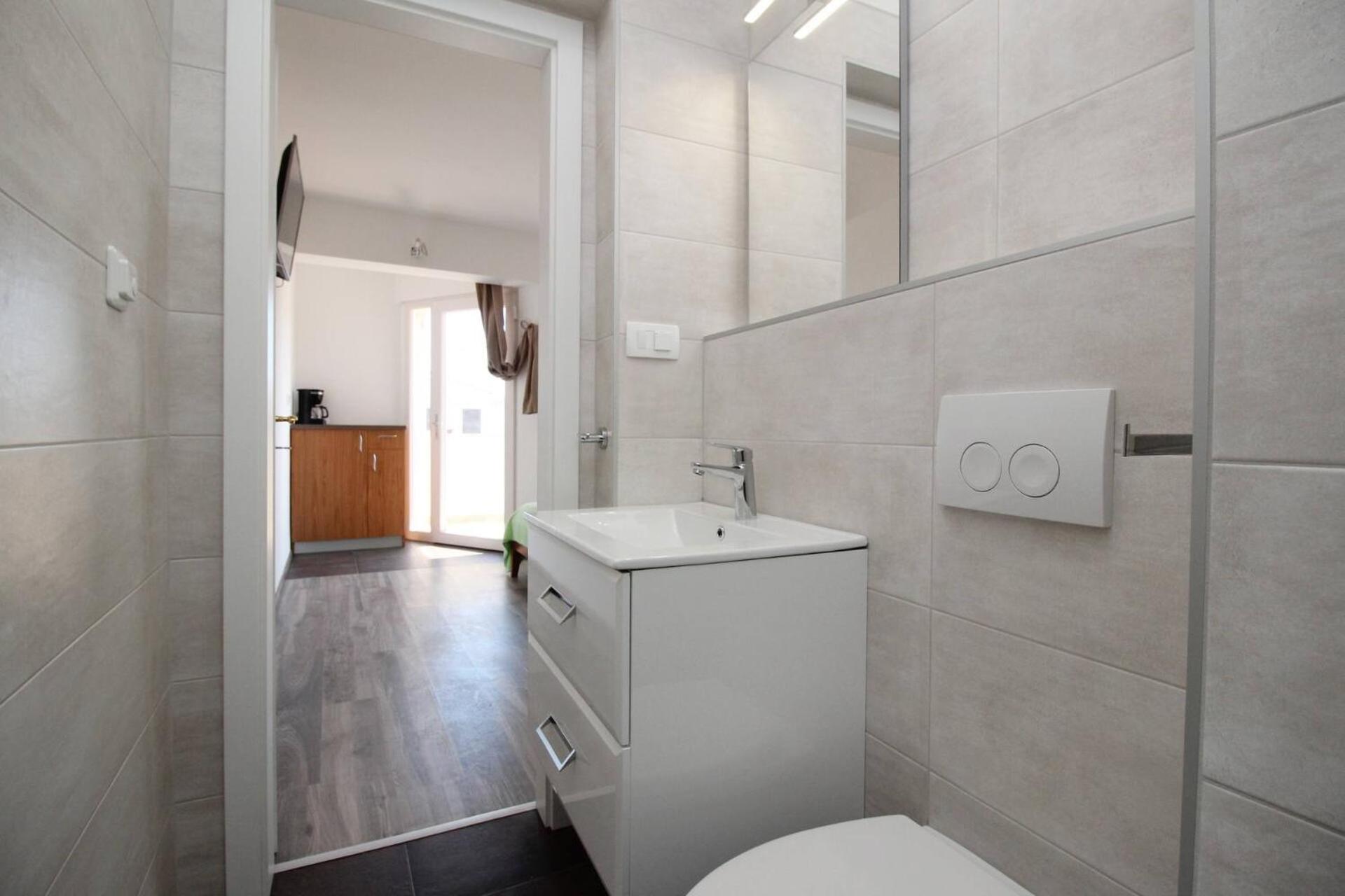 Apartments & Rooms Dekanic Baska  Ngoại thất bức ảnh