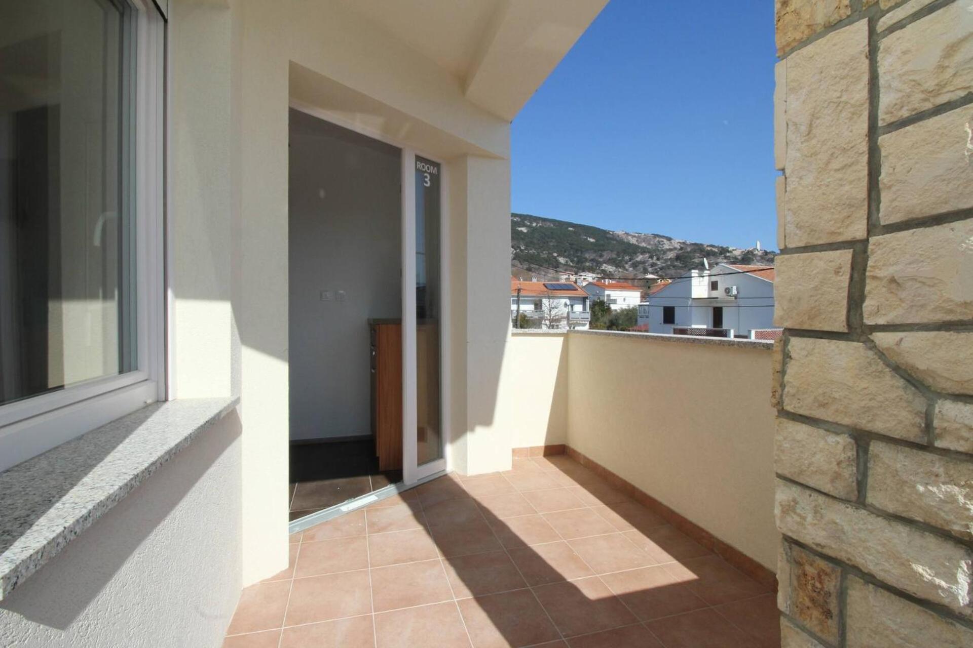 Apartments & Rooms Dekanic Baska  Ngoại thất bức ảnh
